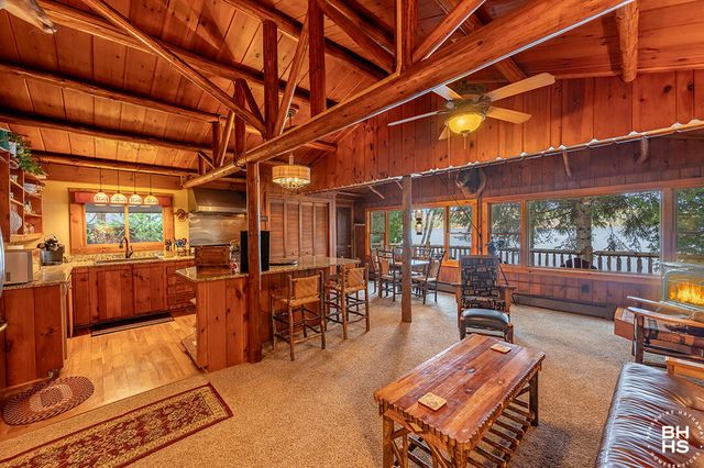 28 Moir Road, Saranac Lake, NY 12983