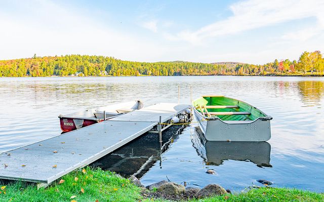 28 Moir Road, Saranac Lake, NY 12983