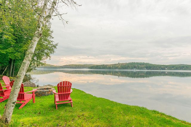 28 Moir Road, Saranac Lake, NY 12983