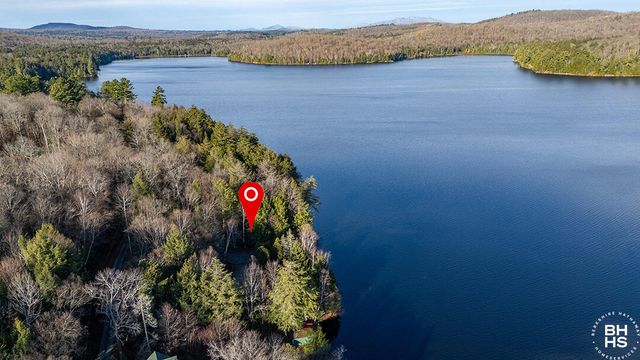 28 Moir Road, Saranac Lake, NY 12983