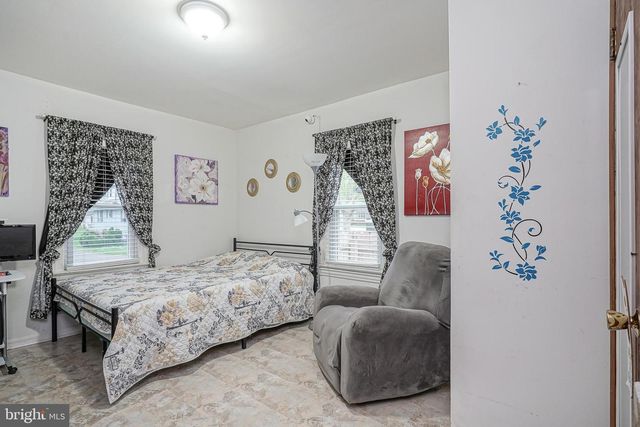 709 S STATE ST, Vineland, NJ 08360