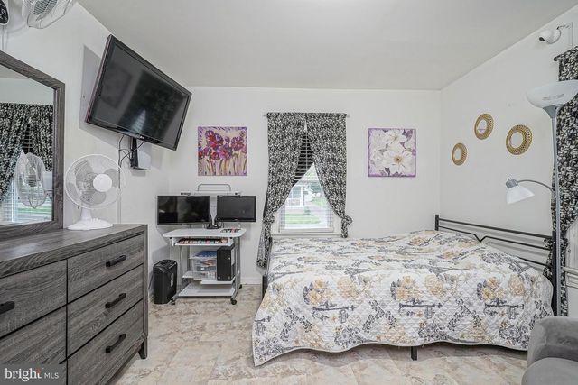709 S STATE ST, Vineland, NJ 08360