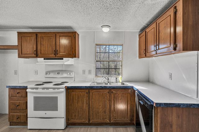 1155 Stonewall RD, Blue Ridge, VA 24064