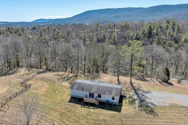 1155 Stonewall RD, Blue Ridge, VA 24064