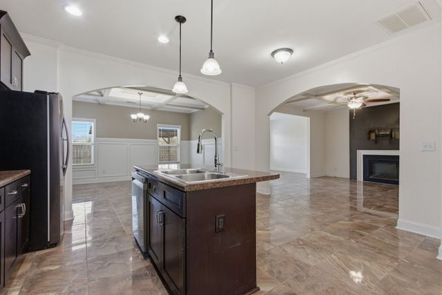 1749 Auburn Ln, Columbia, TN 38401