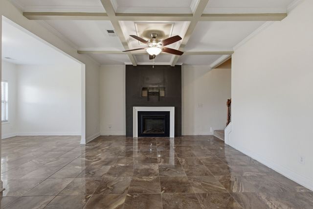 1749 Auburn Ln, Columbia, TN 38401