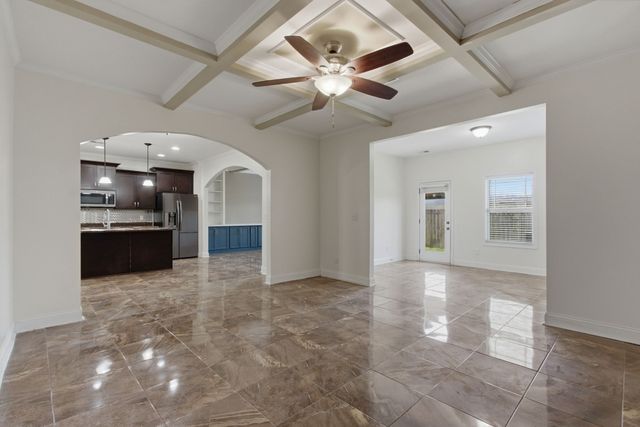 1749 Auburn Ln, Columbia, TN 38401