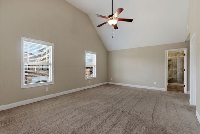 1749 Auburn Ln, Columbia, TN 38401