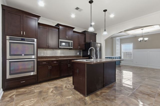 1749 Auburn Ln, Columbia, TN 38401