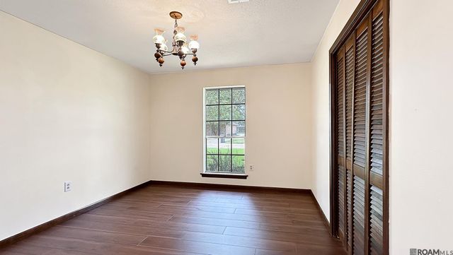 1740 Rue Crozat, Baton Rouge, LA 70810