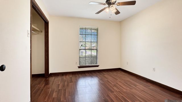 1740 Rue Crozat, Baton Rouge, LA 70810