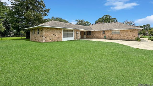 1740 Rue Crozat, Baton Rouge, LA 70810