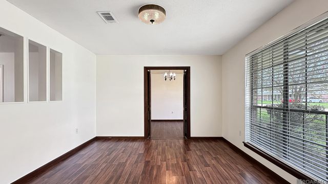 1740 Rue Crozat, Baton Rouge, LA 70810