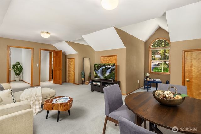 16526 232nd Avenue NE, Woodinville, WA 98077