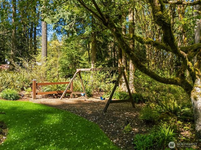 16526 232nd Avenue NE, Woodinville, WA 98077