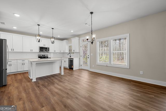 79 Lamb Road, Moreland, GA 30259