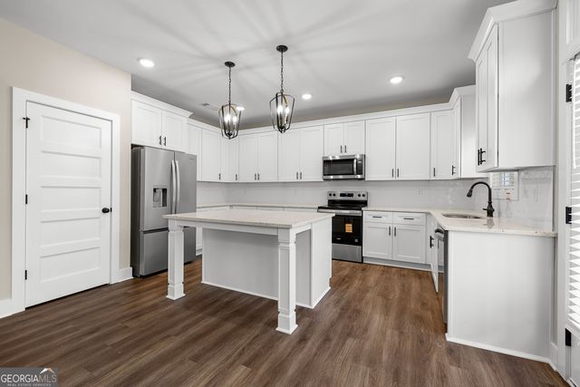 79 Lamb Road, Moreland, GA 30259