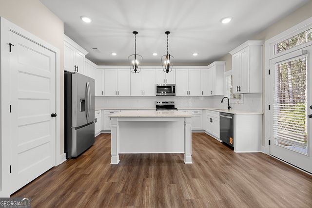 79 Lamb Road, Moreland, GA 30259