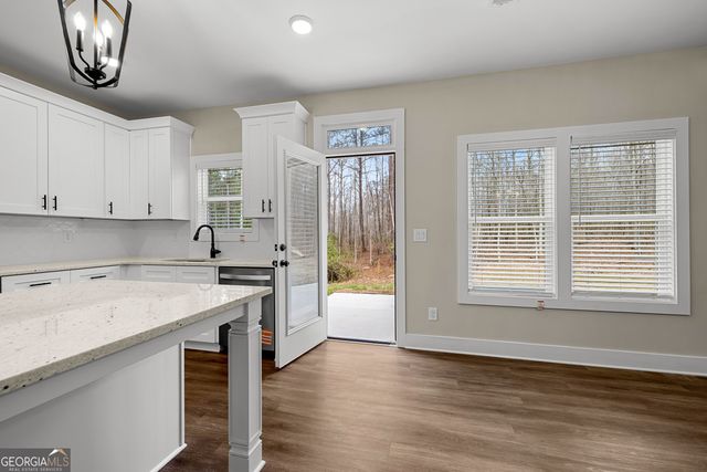 79 Lamb Road, Moreland, GA 30259