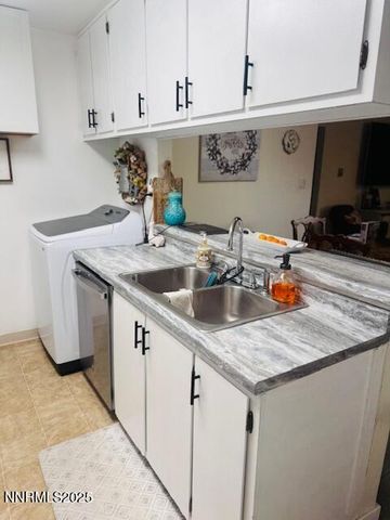 604 Oakwood Drive APT 1, Sparks, NV 89431