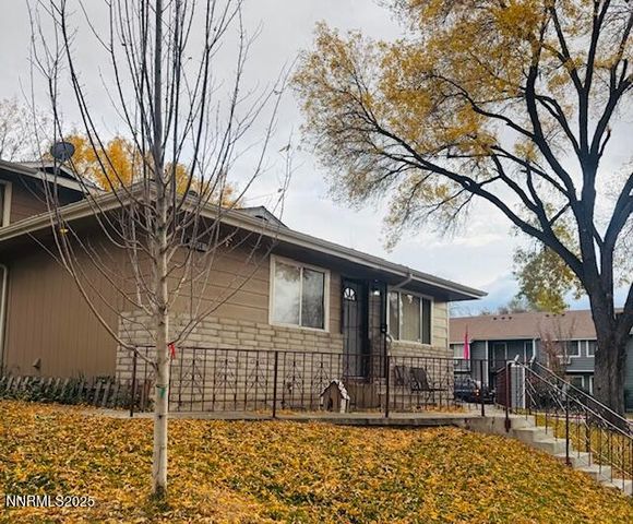 604 Oakwood Drive APT 1, Sparks, NV 89431