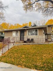 604 Oakwood Drive APT 1, Sparks, NV 89431