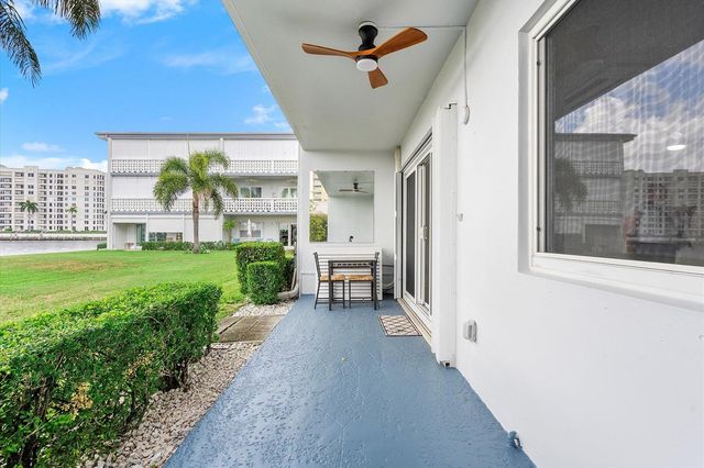 1001 N Riverside Drive 104, Pompano Beach, FL 33062