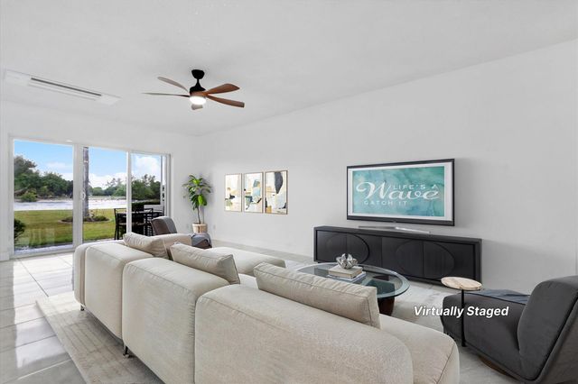 1001 N Riverside Drive 104, Pompano Beach, FL 33062