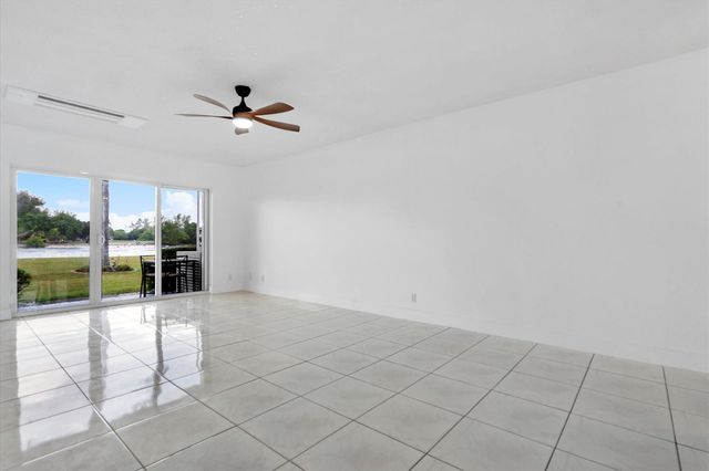1001 N Riverside Drive 104, Pompano Beach, FL 33062