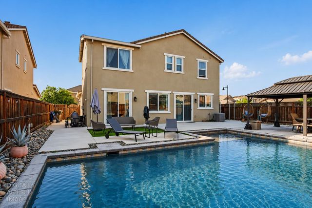 17479 Graceada Ln, Lathrop, CA 95330