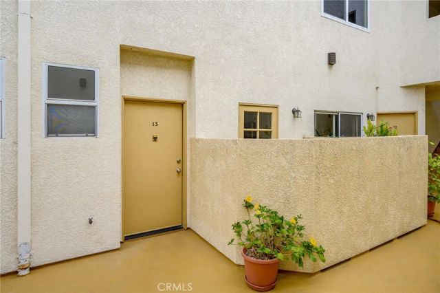 11038 Camarillo Street 13, North Hollywood, CA 91602