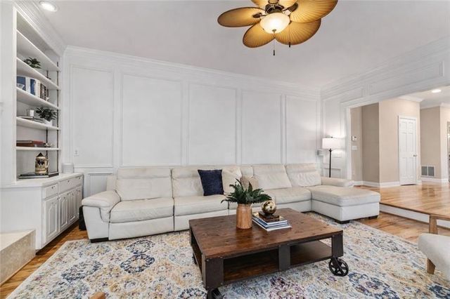 9570 Huntcliff Trace, Sandy Springs, GA 30350