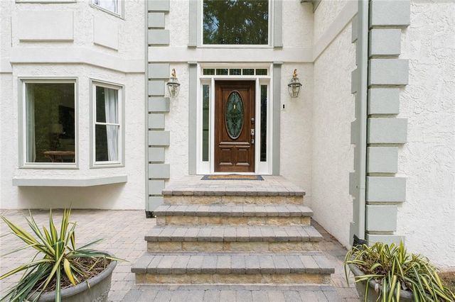 9570 Huntcliff Trace, Sandy Springs, GA 30350