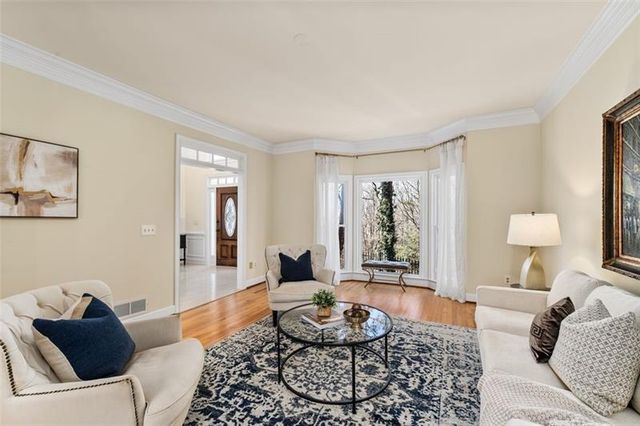 9570 Huntcliff Trace, Sandy Springs, GA 30350