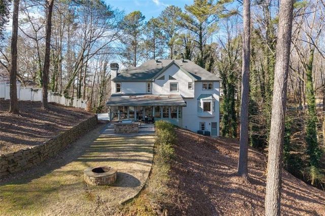 9570 Huntcliff Trace, Sandy Springs, GA 30350