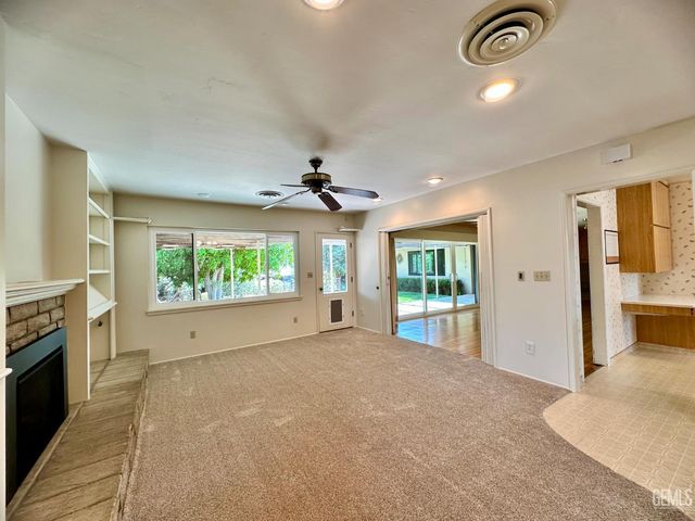 1135 Princeton Avenue, Bakersfield, CA 93305