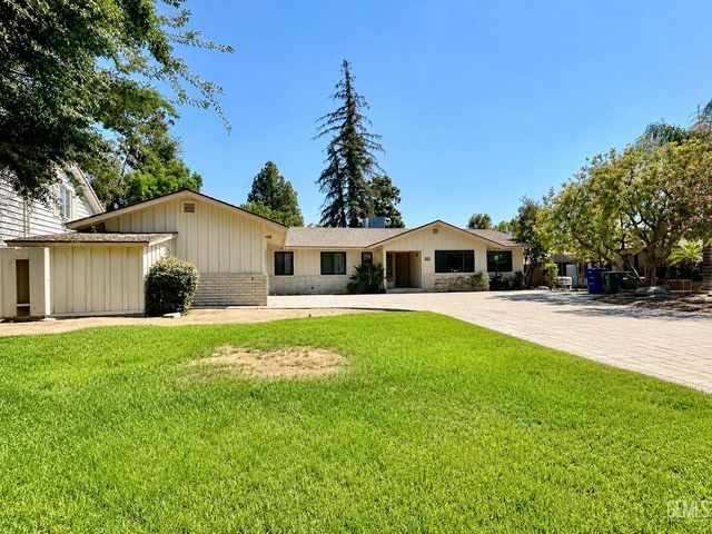 1135 Princeton Avenue, Bakersfield, CA 93305