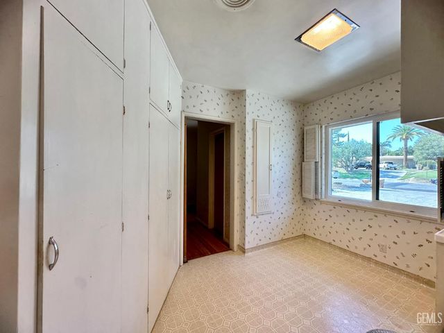1135 Princeton Avenue, Bakersfield, CA 93305