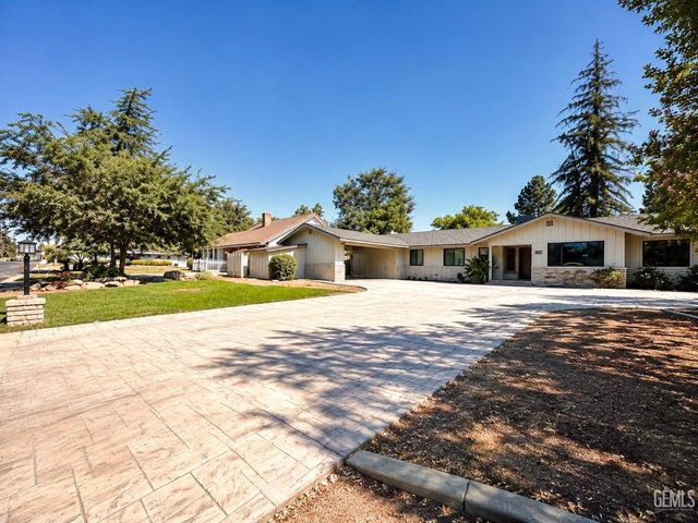 1135 Princeton Avenue, Bakersfield, CA 93305