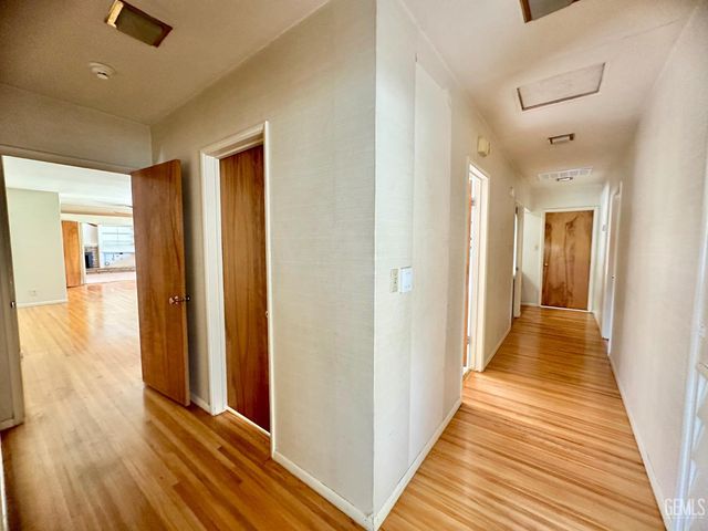 1135 Princeton Avenue, Bakersfield, CA 93305