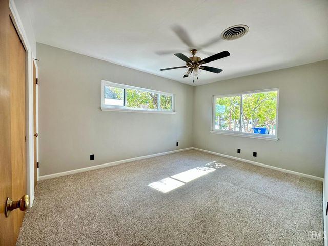 1135 Princeton Avenue, Bakersfield, CA 93305
