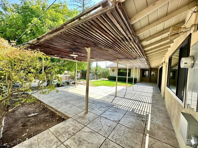 1135 Princeton Avenue, Bakersfield, CA 93305