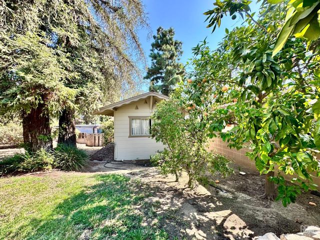 1135 Princeton Avenue, Bakersfield, CA 93305