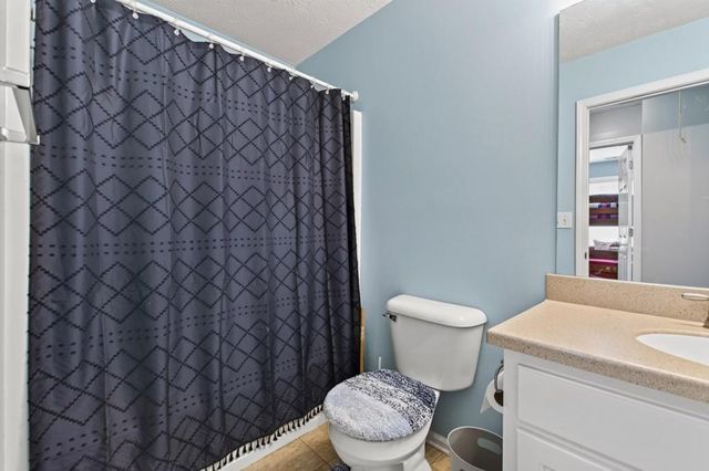 210 Kim Trail, Stockbridge, GA 30281