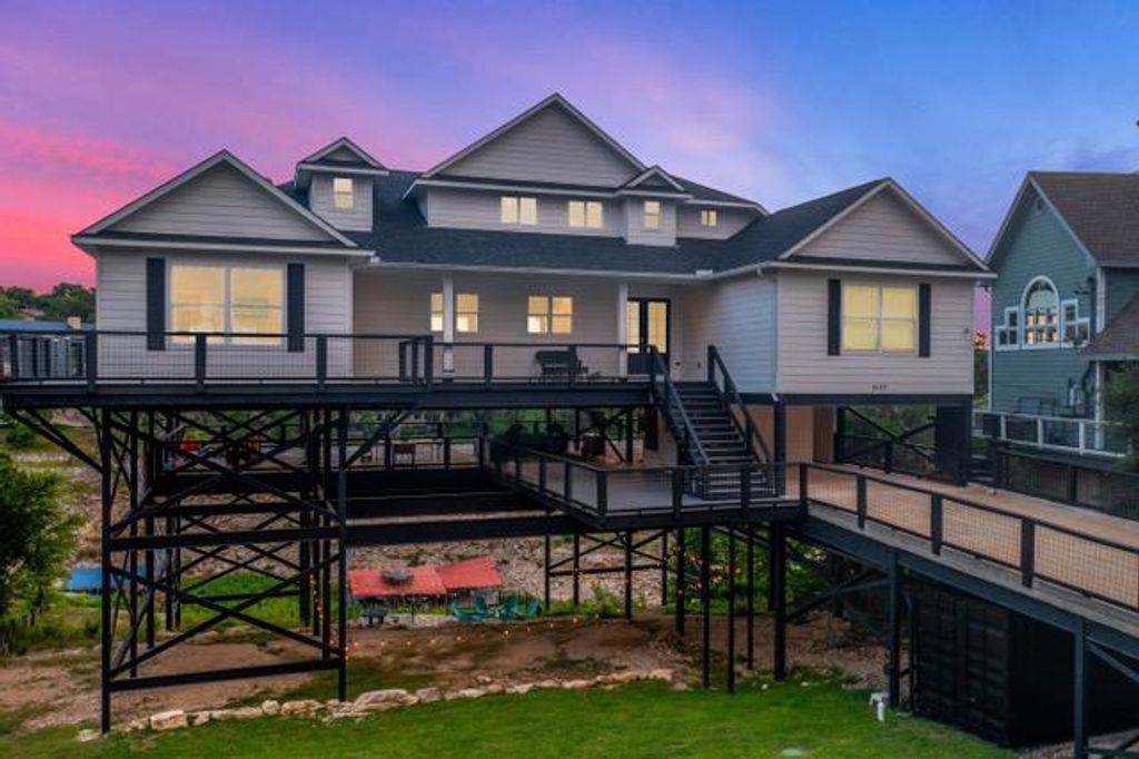 16323 Lake LOOP, Austin, TX 78734