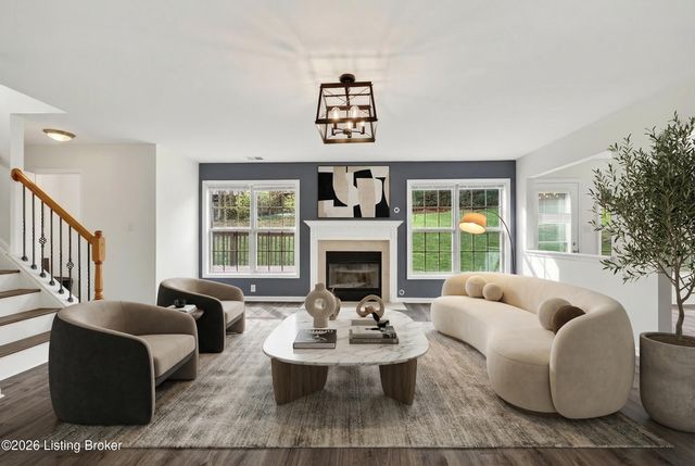 10735 Copper Ridge Dr, Louisville, KY 40241