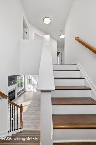 10735 Copper Ridge Dr, Louisville, KY 40241