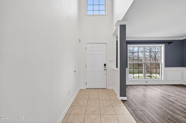 10735 Copper Ridge Dr, Louisville, KY 40241