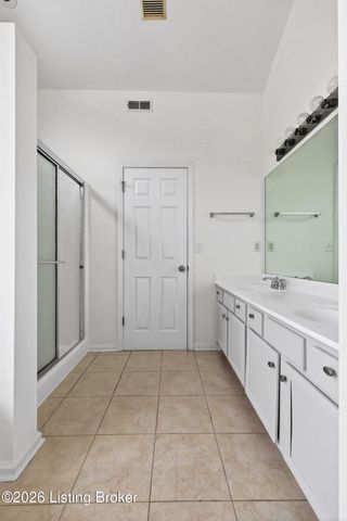 10735 Copper Ridge Dr, Louisville, KY 40241