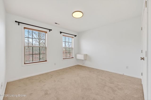 10735 Copper Ridge Dr, Louisville, KY 40241